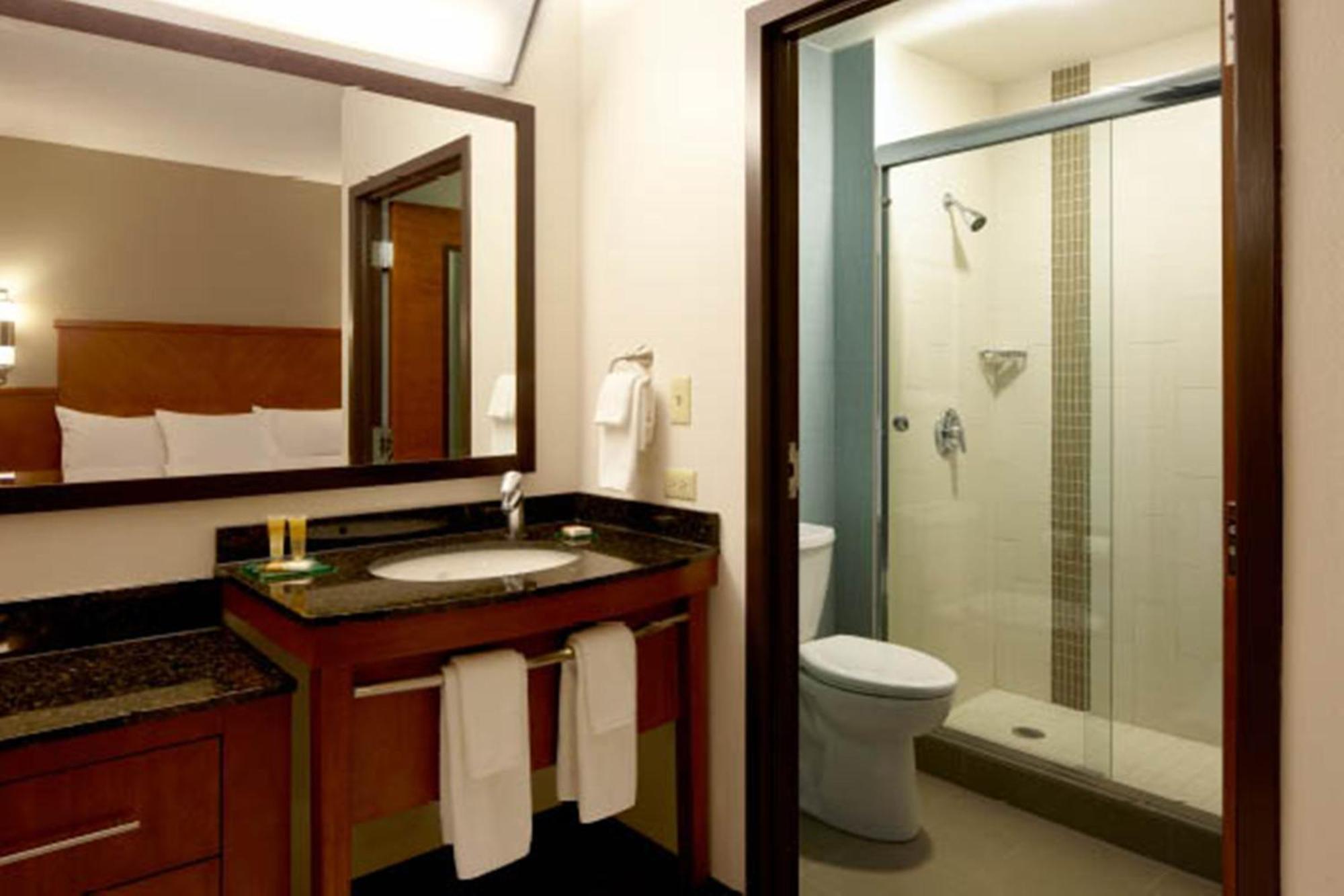 Hyatt Place San Antonio Airport/Quarry Market Экстерьер фото